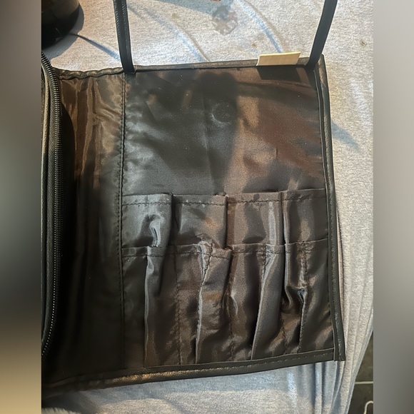 Kestrel Black & Gold Jewelry Travel/ To- Go Clutch - Picture 7 of 11